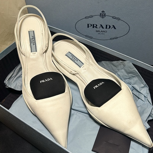 Prada Calzature Donna Blanco and Nero Nylon Bicolore EU 36.5 U.S. 6 - Picture 8 of 9